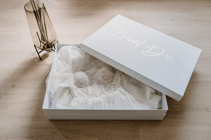 Brautkleidbox und Weddingdressbox zum lagern von Brautkleidern