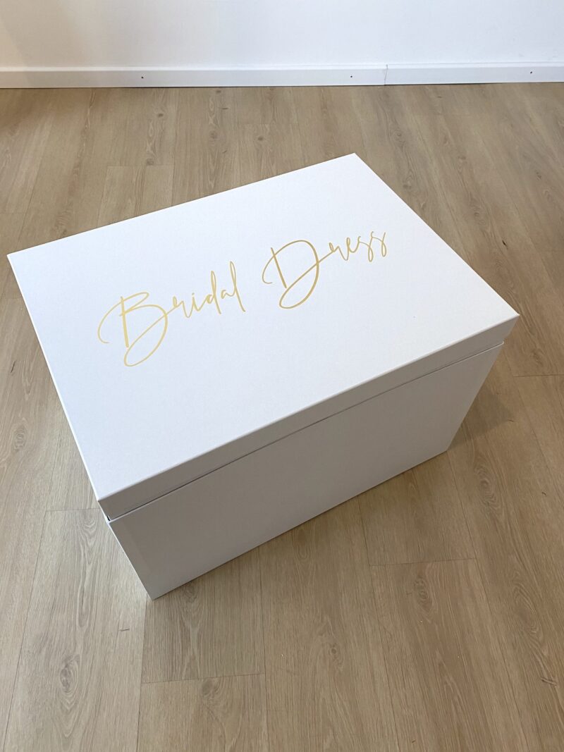 Unsere extra große Brautkleidbox